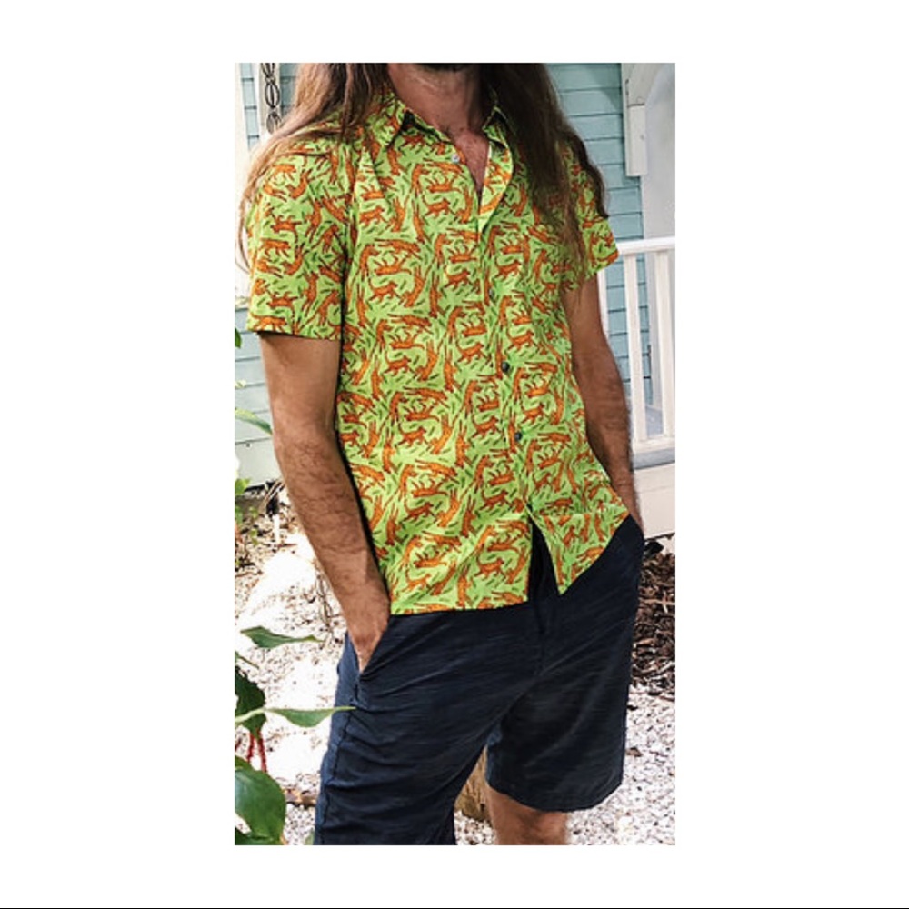 Celia B NWT bright, funky casual shirt, L